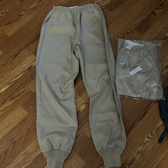 Two pair brand, new uniform city size small khaki scrubs - Picture 2 of 3